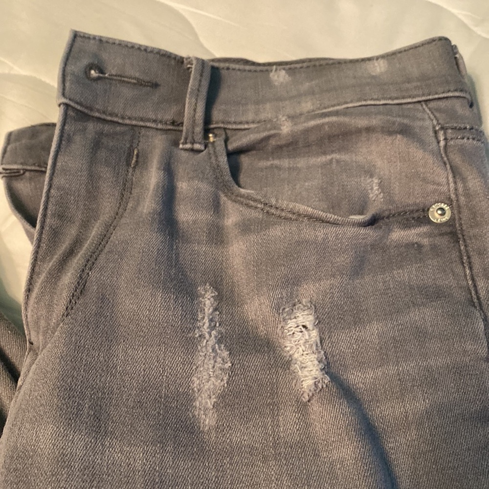 Express Jeans - Picture 2 of 5